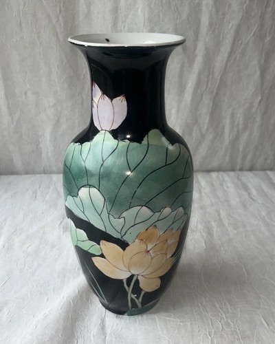 Lovely vintage hand painted - lovely,