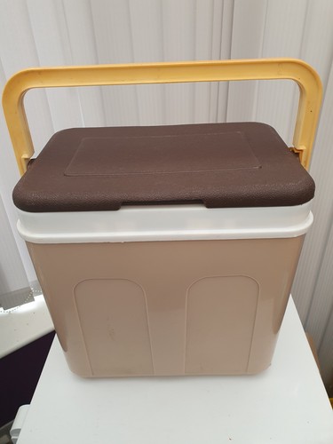 Vintage retro cool - vintage, box