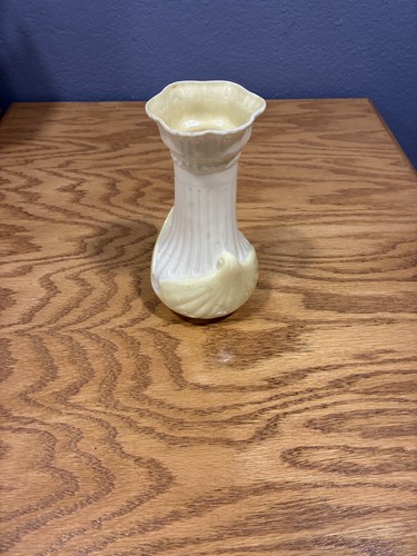 Vintage 1970 belleek ireland - vintage,