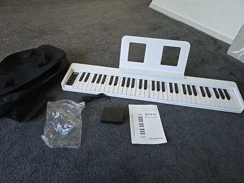 Foldable piano with peddal - foldable,