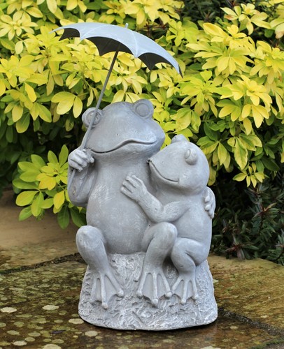 Garden ornaments frogs kermit - ornaments,