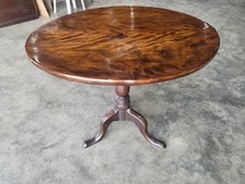 Antique small Georgian round tilt top dining occasional table