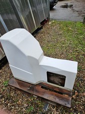 2ND GRADE White Jockey CONSOLE 114 x 45 x 91  cm MOULDING Boat Rib Fibreglass