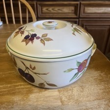 Royal Worcester EVESHAM VALE