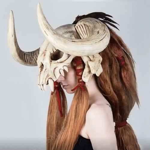 Animal horn mask - , skull