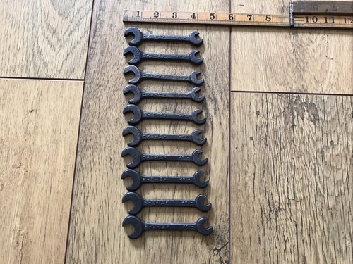 Vintage small whitworth - 10,