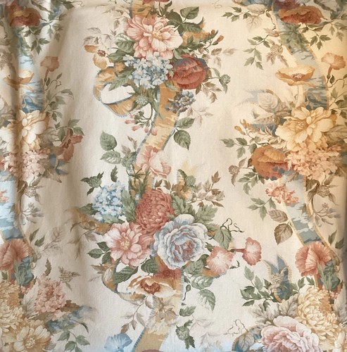 Vintage laura ashley - laura,