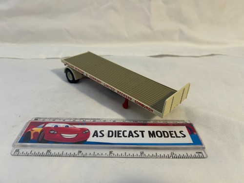 Corgi modern truck heavy - modern,
