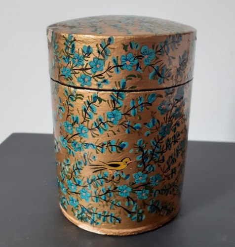 Vtg kashmiri gold - kashmiri,
