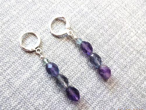 Unusual green purple - green,