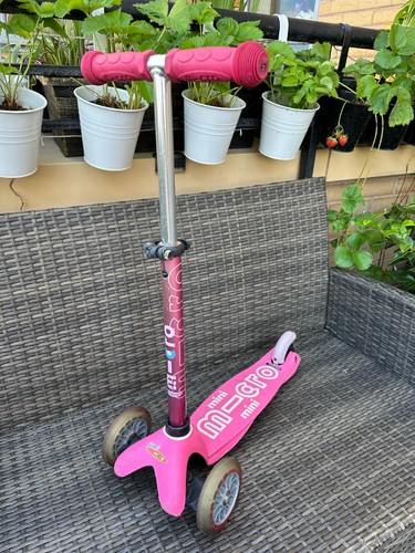 Micro mini pink scooter deluxe - micro,