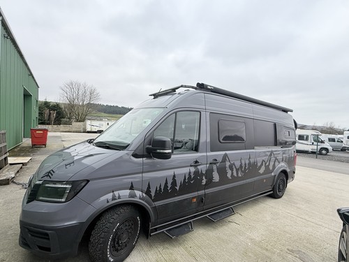 Off grid berth campervan - grid,