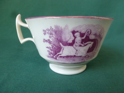 Antique pink lustre - antique,