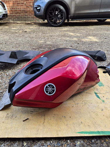 Yamaha yzf r125 tank - yamaha, rear