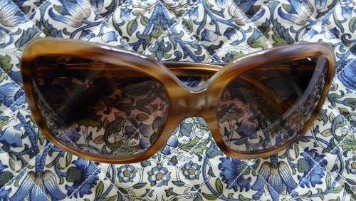 Chanel tortoiseshell ladies - chanel,