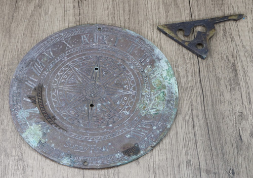 Antique round brass - antique,