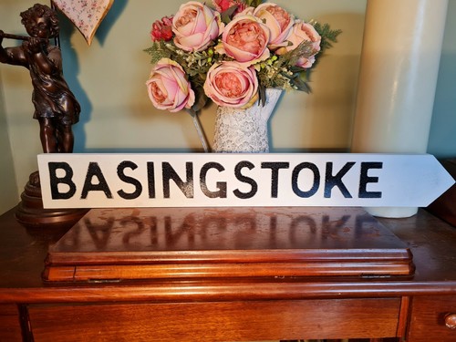 Basingstoke aged basic - aged, old