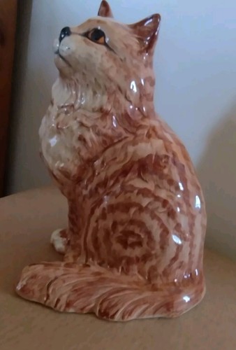 Beswick persian ginger swiss - ,