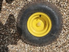 John Deere X110 Ride On Mower