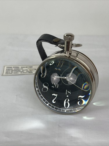 Authentic models eye - eye, time