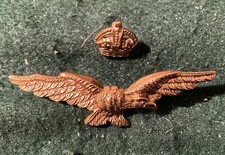WW2 R.A.F Officers 2 Part Cap Badge  gilded with fixings. Ag44