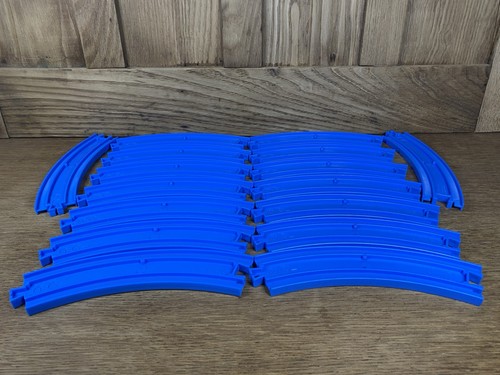 Trackmaster tomy curve train - trackmaster,