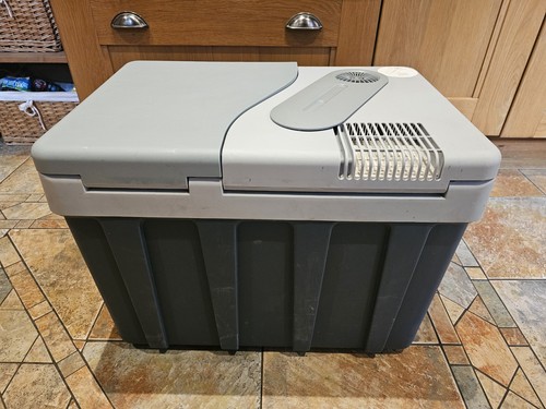Mobicool 12v electric coolbox - electric,