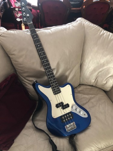 Squier jaguar bass - squier,