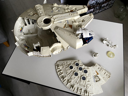 Star wars millenium falcon - wars,