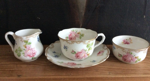 Royal doulton antique - royal,