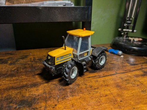 Britains scale jcb - , 1:32