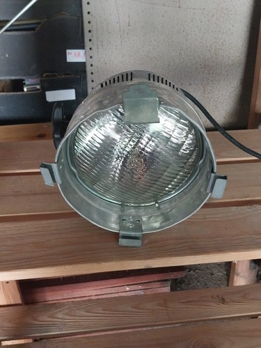 Aluminium theatre lamp - aluminium,