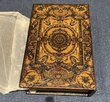 Boxed Secret book box (x1