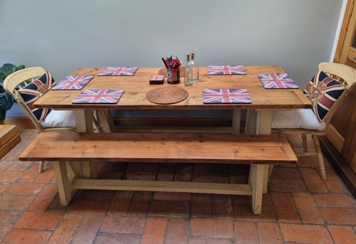 Rustic wood farmhouse - farmhouse, table