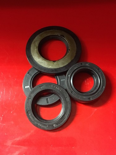 Vespa engine seal kit x - vespa,