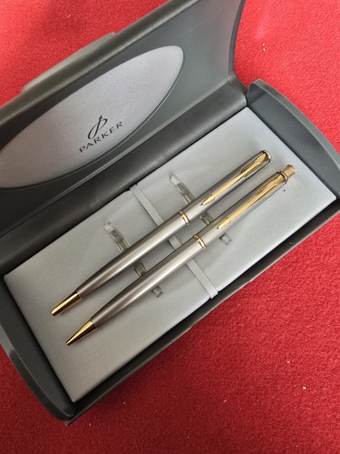 Vintage parker insignia - vintage,