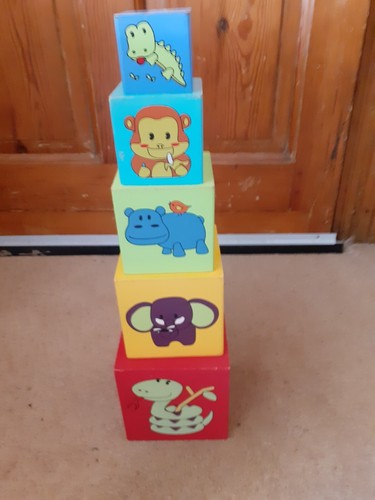 Wooden stacking nesting - x,
