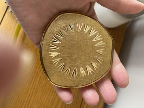 Vintage compact unusual shape - unusual,