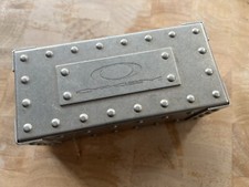 OAKLEY VAULT METAL ALUMINUM