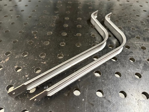 Rear tub body wing struts - rear,