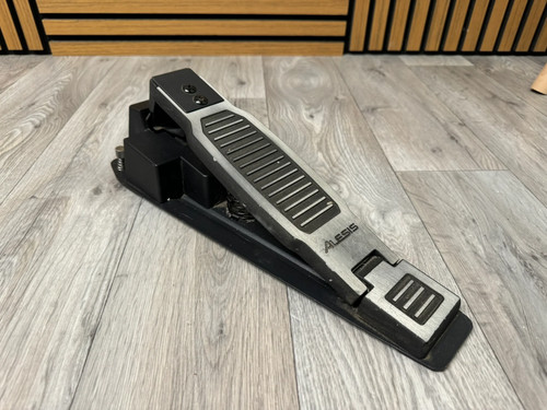 Alesis hat pedal - hi,