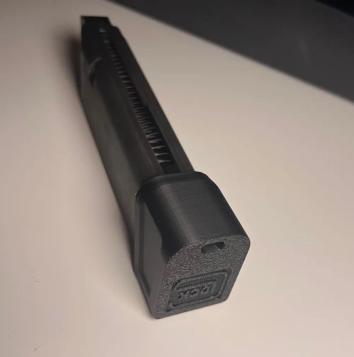 Magazine baseplate for - , glock