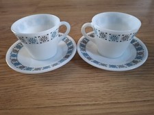 Vintage Jaj Pyrex Chelsea Pattern x2 Tea Cups & x2 Saucers (LL)