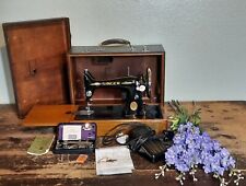 BEAUTIFUL SINGER SEWING