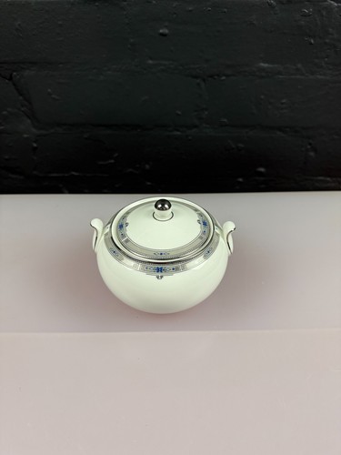Wedgwood amherst squat lidded - wedgwood,
