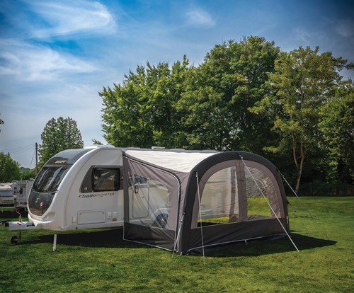 Maypole stratford caravan - stratford,
