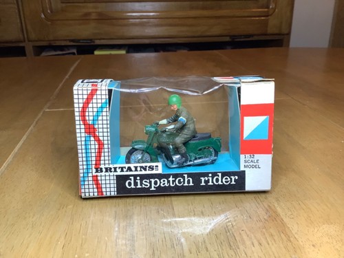 Britains 9698 triumph - britains,