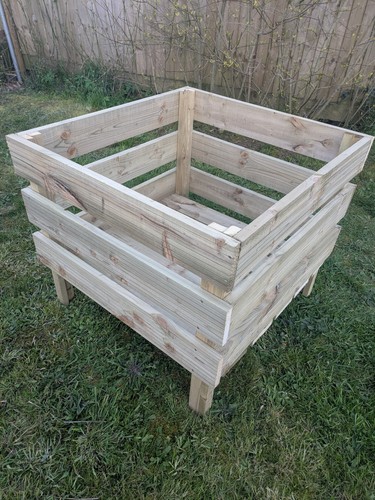Large hay box horses - large,