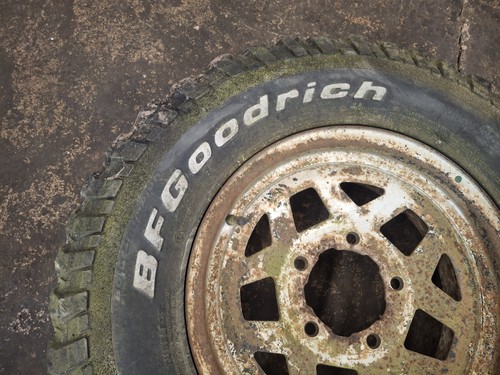 Daihatsu fourtrak inch - 15,