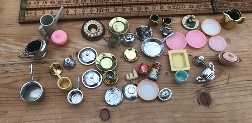 Vintage dolls house plates - vintage,